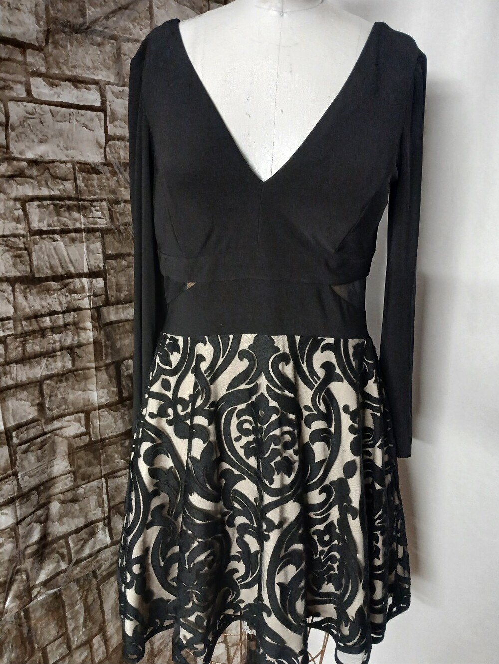 Xscape Black and Ivory Long-Sleeve V-Neck Fit-and-Flare Dress
